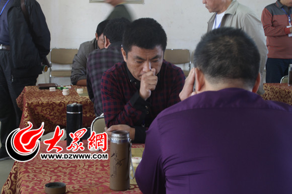 3 參賽選手冷靜理智的思考 3 參賽選手冷靜理智的思考